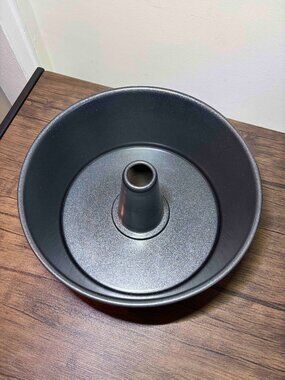 10 inch Angel Food Cake Pan with Removable Bottom Non-Stick